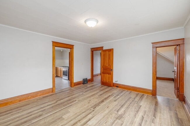 Photo - 132 W 14th Ave Unidad A