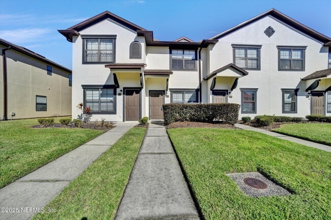 Photo - 480 Cabernet Pl