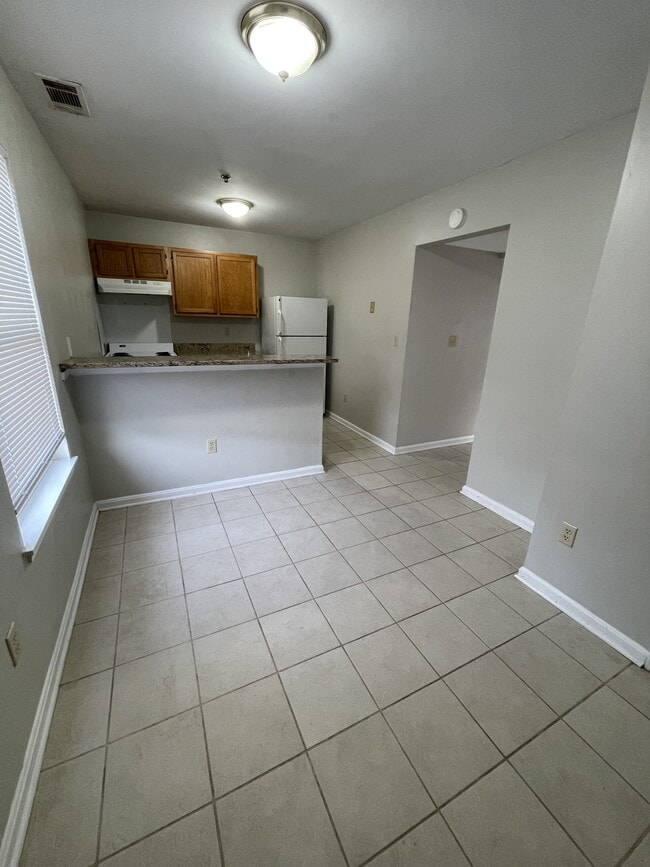 Photo - 1500 Iris Dr