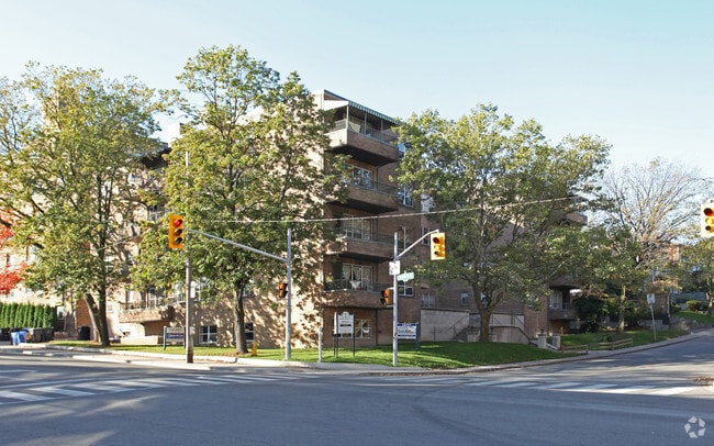 Photo - 655 Briar Hill Avenue