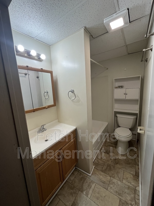 Photo - 521 Lehman St