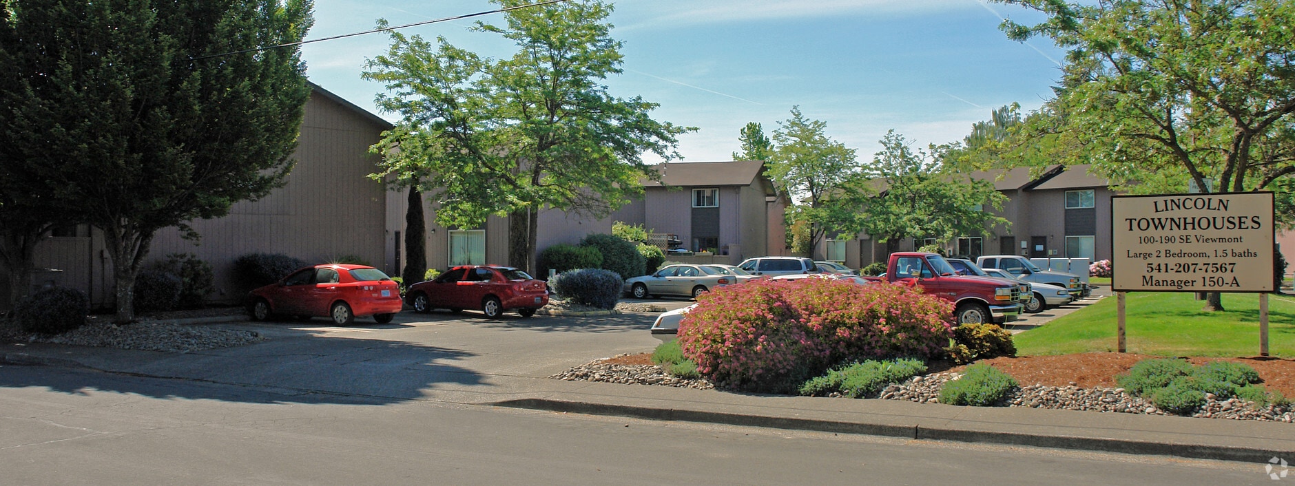Lincoln Townhouses - Lincoln Townhouses