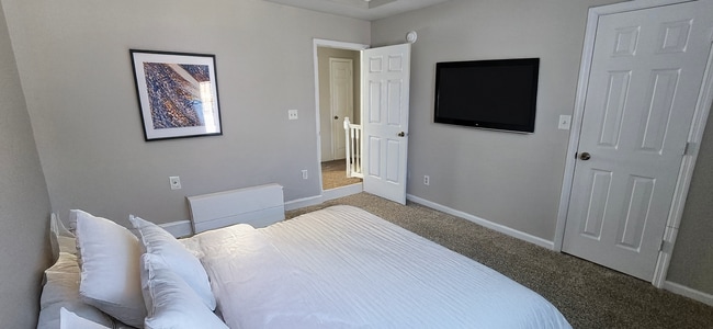Photo - Davenport Condominiums