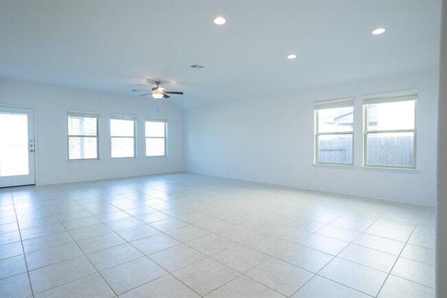 Photo - 345 Horsemint Way