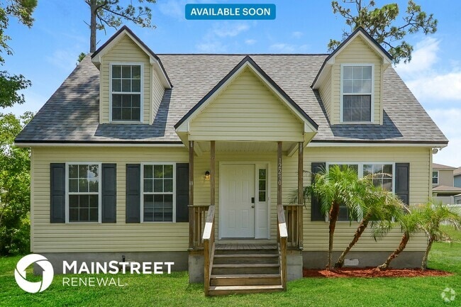 Building Photo - 12290 Versailles St Rental