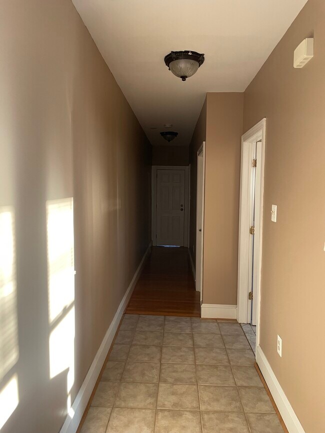 Photo - 212 W Wayne Ave Unit Fully Furnished Apartment