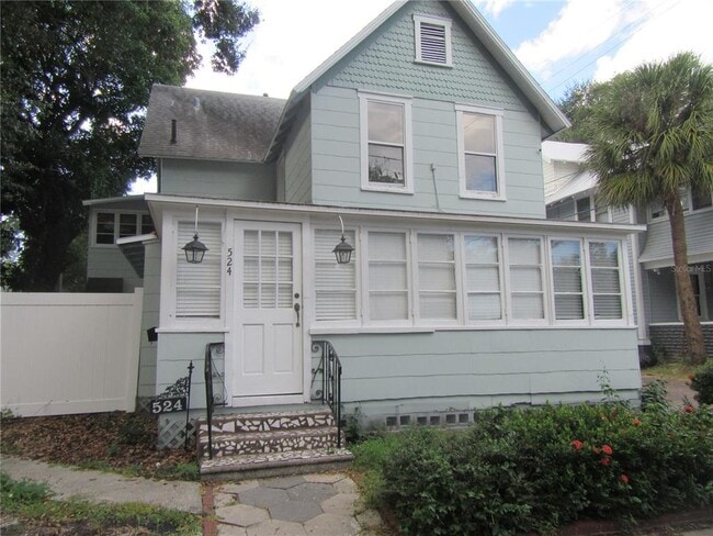 Building Photo - 524 3rd St N Unit B