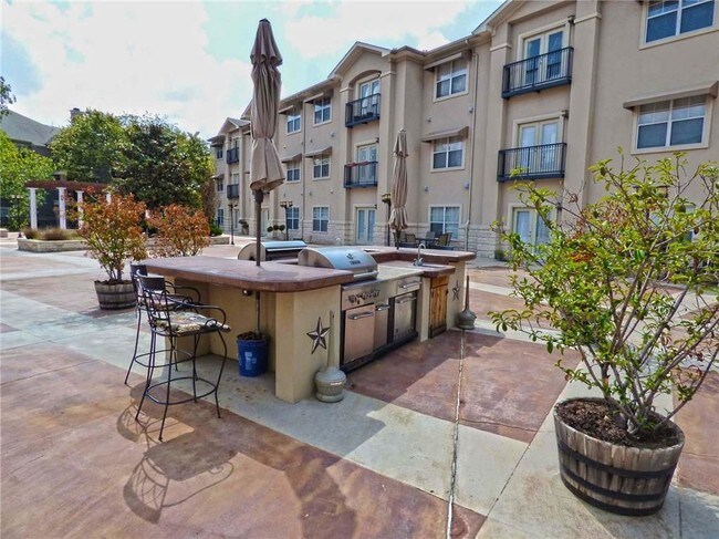 Photo - 3102 Kings Rd Unit 3102