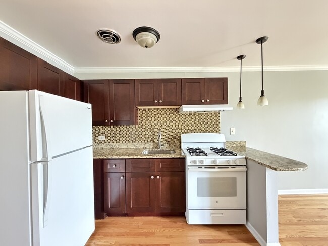 8500 Waukegan Rd Unit 21