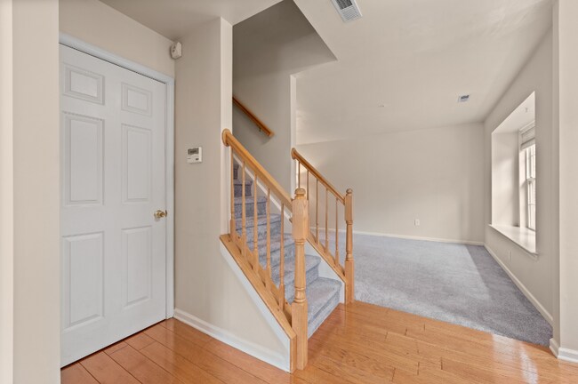 Photo - 1408 Black Walnut Dr