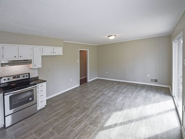 Photo - 3503 Brockcliff Cove