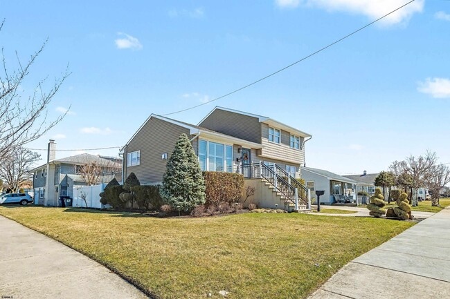 Photo - 517 N Cornwall Ave