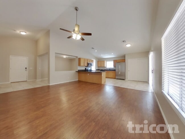 Photo - 12513 W Aster Dr