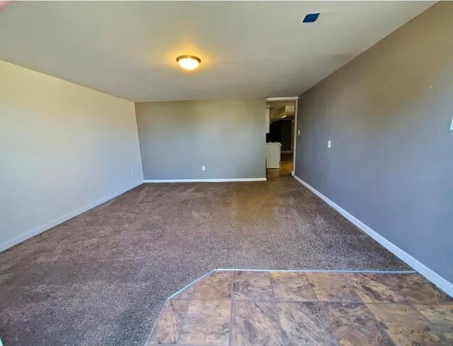 Photo - 2014 10th Ave