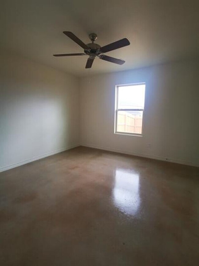 Photo - P2-2404 Alterman Drive Temple, TX 76504 Unidad A