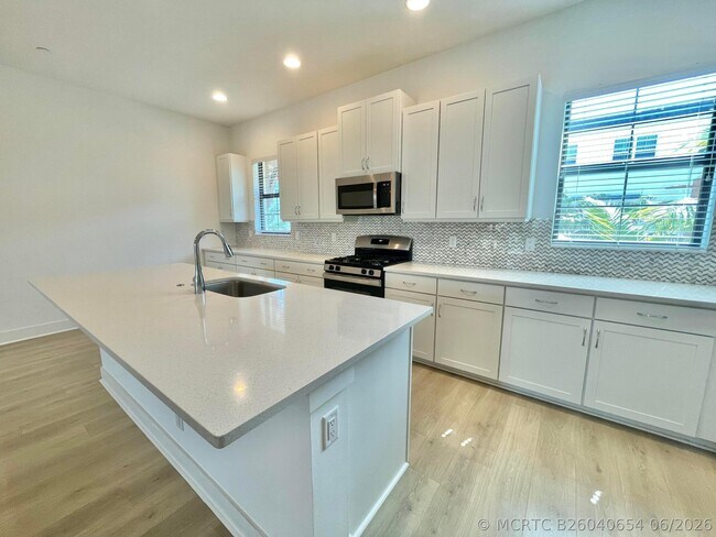 Photo - 12666 Machiavelli Way