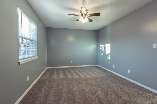 Indian Hills Apartment Homes