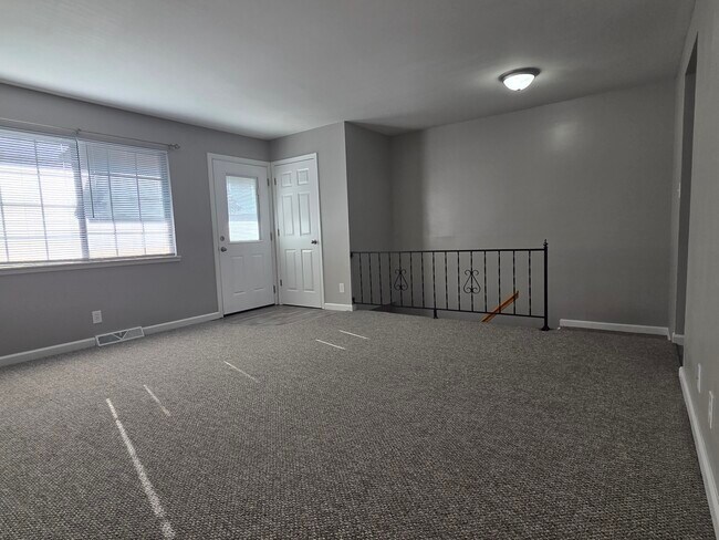 Photo - 5526 Humbert Rd