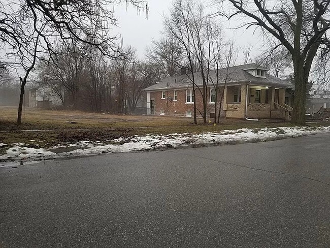 Building Photo - 1572 Polk St