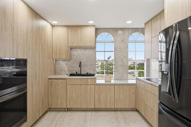 Photo - 1400 Salzedo St Unit 504