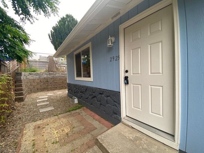 NKE1741 - NKE1741 Apartment Unit 2925