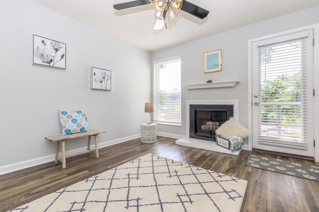 Living Room - Southmoor Apartments