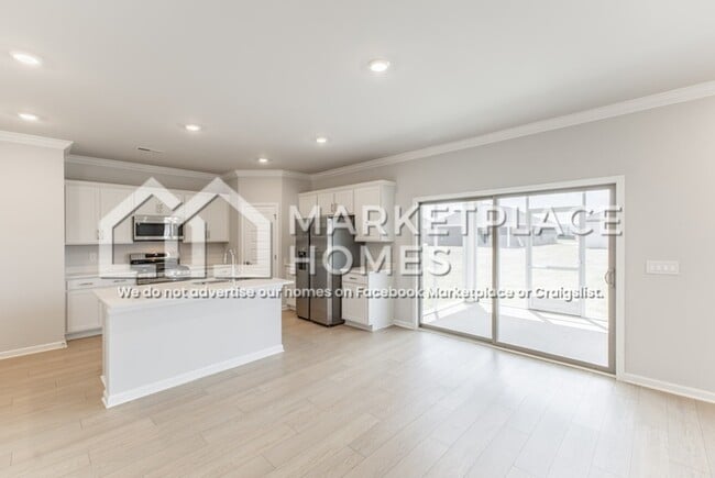 Photo - 212 Stockyard Cir