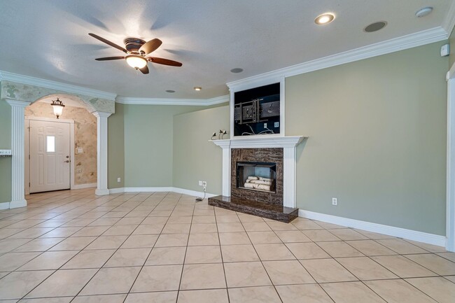 Photo - 3822 Indigo Cir