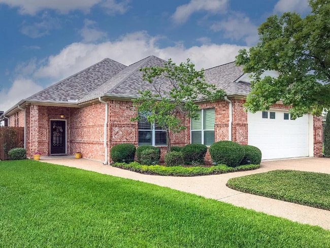 Photo - 1029 Windstone Dr