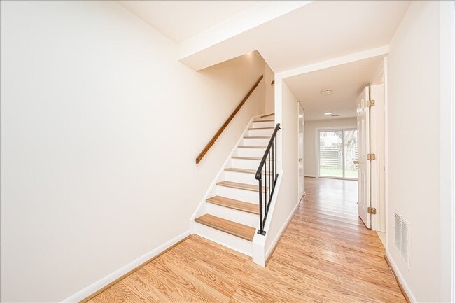 Photo - 63 Timber Rock Rd