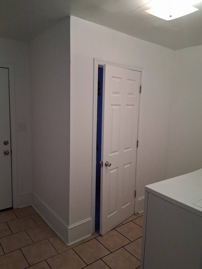 Photo - 917 N Lombard St