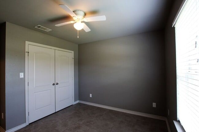 Photo - Beautiful 2 Bedroom, 2 Bathroom Townhome in South Tyler – Whitehouse ISD!