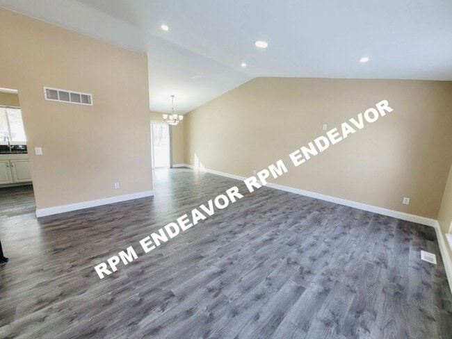 Photo - "Stunning 3-Bed Home with Modern Finishes, Spacious Yard, and Quiet Cul-De-Sac Location!"