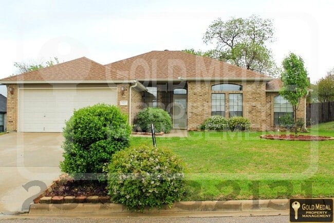 Building Photo - 602 Arapaho Dr