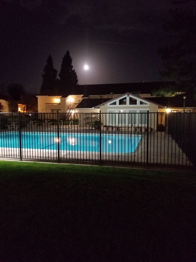 Creekside Park Apartments Napa, CA