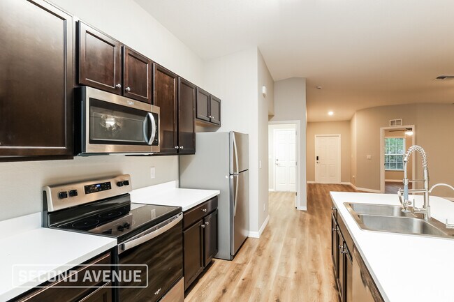 Photo - 14103 Hughes Ave