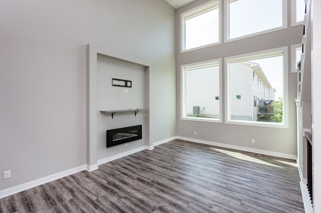 Photo - HUGE TOWNHOME!! 2 Bedroom, 3.5 Bathroom Townhome in Grimes!