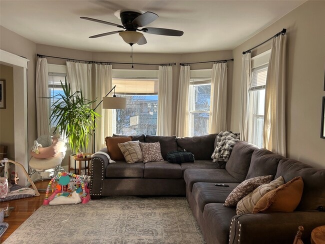 Photo - 52 Vine St Unit 2