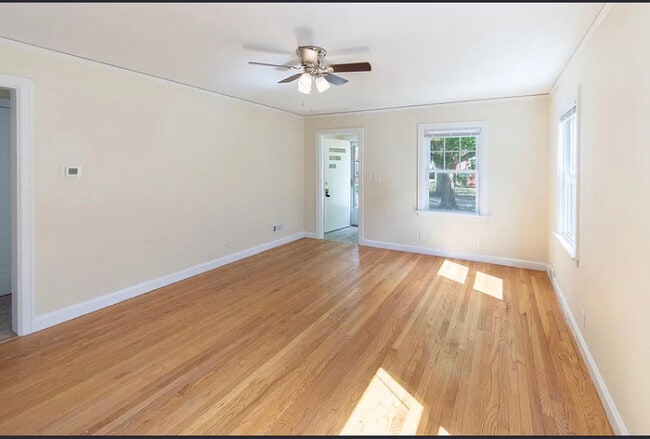 Building Photo - 606 Churchill Rd Rental