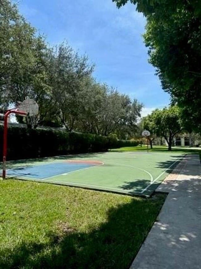 Photo - 406 Buttonwood Pl