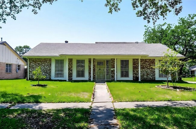 Building Photo - 9119 Concho St Rental