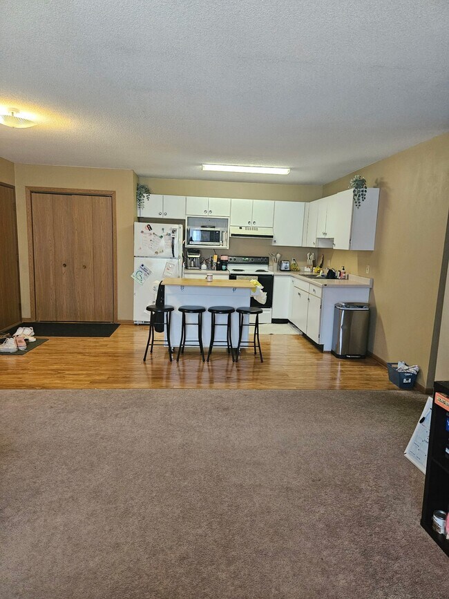 Photo - 216 West Ave Unidad 3