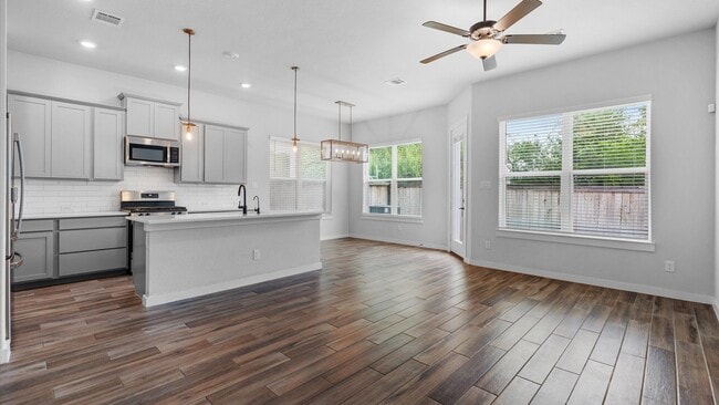 Photo - Modern Living in the Heart of San Antonio's Medical Center Area!