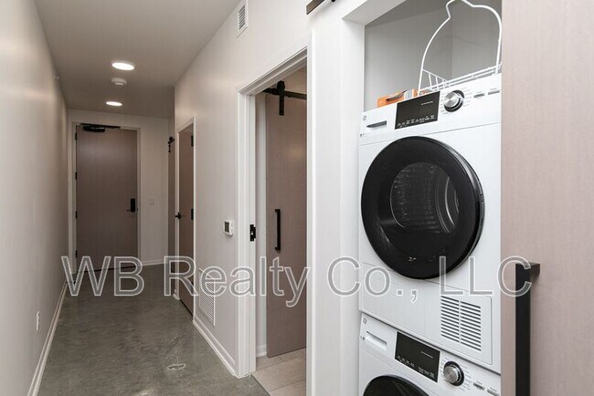 Photo - 315 5th St Unit 306