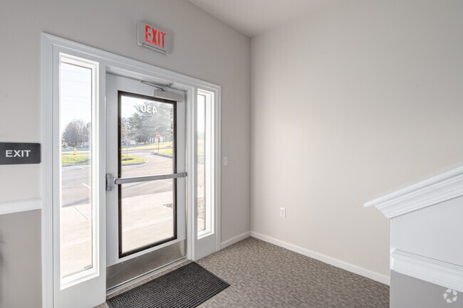 Entrada - 430 Cambria Street