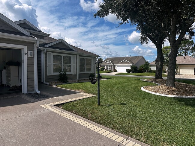 Photo - 2000 Ardmore Way