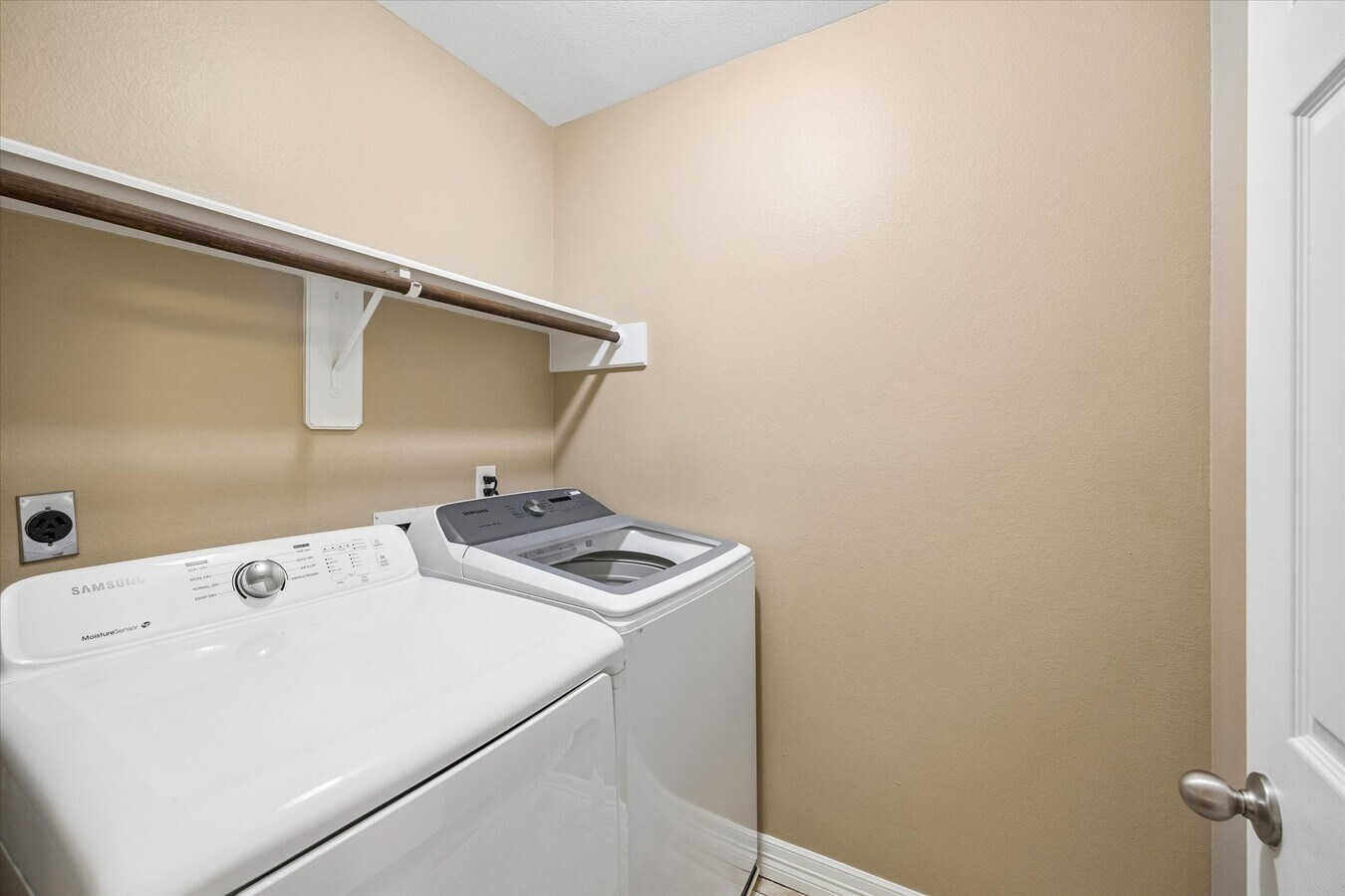 Photo - 9 E Willowood Ct
