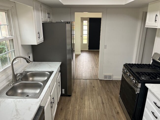 Photo - Spacious Kent Ranch w/ Finished Basement & 2-Car Garage