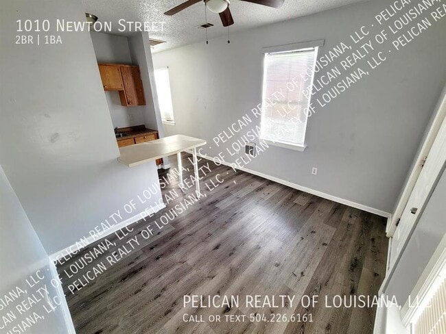 Photo - 1010 Newton St