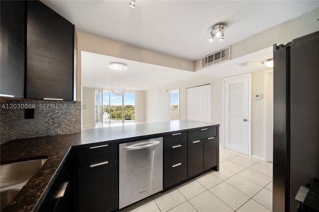 Photo - 16740 NE 9th Ave Unit 609